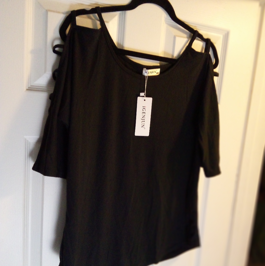 Igenjun Blouse